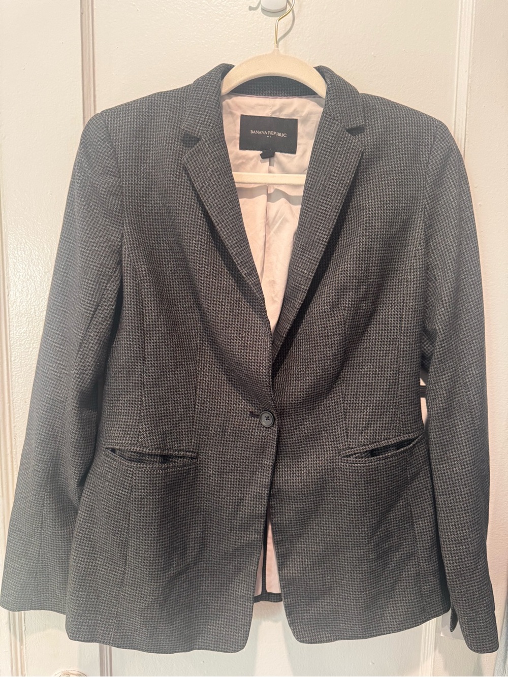 Banana Republic Gray Houndstooth One-Button Blazer